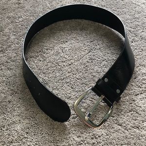Ellen Tracy genuine leather belt